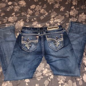 Women’s Rock Revival jeans